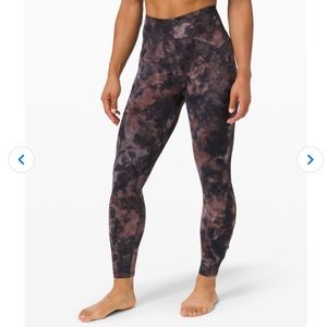 NWT Unlimit High-Rise Tight 25" Keyhole Diamond Dye Sz 4